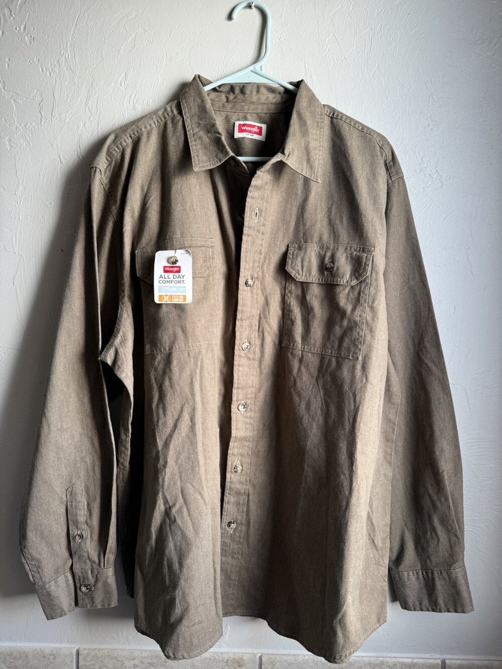 NWT Mens Brown Wrangler Button Long Sleeve Epic Soft Woven Shirt Size XL